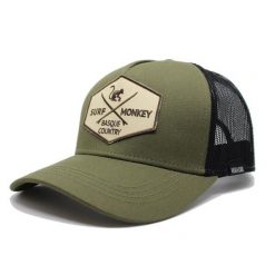 Czapka Trucker - 5 paneli / Recykling / Jeden rozmiar (Oliwkowy/Czarny). Zielone czapki z daszkiem SURF MONKEY, z aplikacjami. Za 159.95 zł.