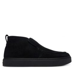 Półbuty Calvin Klein. Czarne eleganckie półbuty CALVIN KLEIN, bez wzorów, bez obcasa, bez zapięcia. Za 649.99 zł.