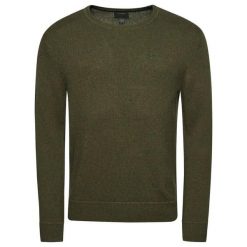 Sweter z okrągłym dekoltem Superdry Essential. Zielone swetry nierozpinane Superdry, na zimę, m, bez wzorów, bez kołnierzyka, bez ramiączek. Za 278.45 zł.