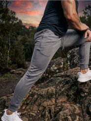 Spodnie jogger sportowe - szary. Szare joggery i bojówki Sinsay, l, bez wzorów, sportowe. Za 49.99 zł.