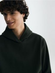 Bluza regular z kapturem - ciemnozielony. Zielone bluzy z kapturem Reserved, l, bez wzorów, z bawełny, z kapturem. Za 139.99 zł.