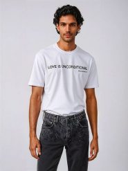 Weekday Koszulka w kolorze białym rozmiar: M. Białe bezrękawniki Weekday, m, bez wzorów, z bawełny, bez kołnierzyka, bez ramiączek. Za 39.99 zł.