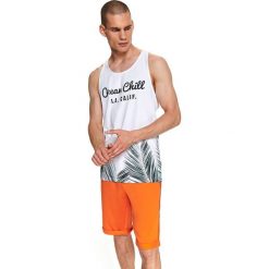 T-SHIRT LUŹNY BEZ RĘKAWÓW. Białe bezrękawniki TOP SECRET, l, bez wzorów, z bawełny, bez kołnierzyka, bez ramiączek. W wyprzedaży za 29.99 zł.
