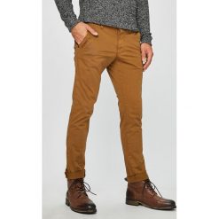 Camel Active - Spodnie. Eleganckie spodnie marki Camel Active. W wyprzedaży za 269.90 zł.