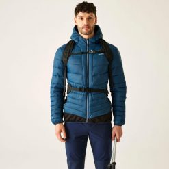 Kurtka męska hybrydowa Leedre z kapturem. Niebieskie kurtki Regatta, m, bez wzorów, z puchu, z kapturem. Za 239.99 zł.
