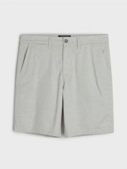 Bawełniane szorty chino - szary. Szare krótkie spodenki sportowe Sinsay, l, bez wzorów, z bawełny. W wyprzedaży za 49.99 zł.