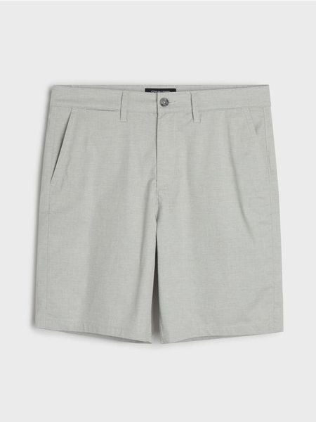 Bawełniane szorty chino - szary. Szare krótkie spodenki sportowe Sinsay, l, bez wzorów, z bawełny. W wyprzedaży za 49.99 zł.
