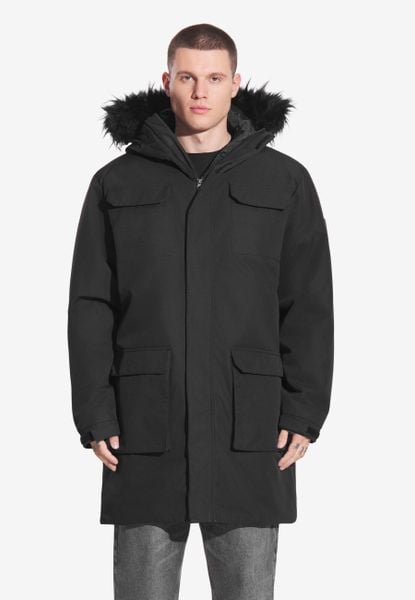 Kurtka turystyczna męska Prosto Expedition zimowa. Czarne kurtki Prosto., na zimę, l, z aplikacjami, z futra, bez kaptura. Za 325.99 zł.