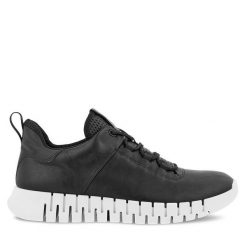 Półbuty ECCO. Czarne eleganckie półbuty ecco, bez wzorów, bez obcasa, bez zapięcia. Za 579.99 zł.