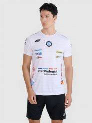 4F Koszulka meczowa replika wyjazdowa z sezonu 2024/25 męska 4F x Czarni Radom - multikolor S. Czarne t-shirty 4F, m, bez wzorów, z dzianiny, bez kołnierzyka, bez ramiączek. Za 149.99 zł.