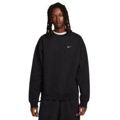 Bluza dresowa sportowa męska Solo Swoosh Fleece Crew. Czarne bluzy bez kaptura Nike, m, bez wzorów, z bawełny, bez kaptura. Za 229.99 zł.