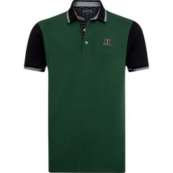 Koszulka polo "Mainly" w kolorze zielonym. Zielone koszulki polo sportowe Sir Raymond Taylor, bez wzorów, z bawełny, bez kołnierzyka, bez ramiączek. W wyprzedaży za 128.95 zł.
