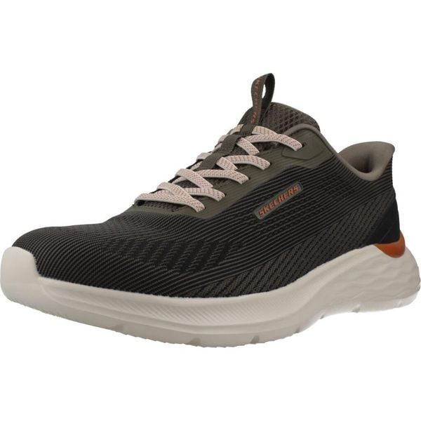 Buty SKECHERS GARNER ELLIS Zielony. Zielone buty trekkingowe Skechers, bez wzorów, z syntetyku, bez zapięcia, trekkingowe, skechers sport. Za 364.99 zł.