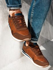 Buty męskie sneakersy - brązowe V1 - Rozmiar: 40. Brązowe buty sportowe casual Ombre Clothing, bez wzorów, z materiału, bez zapięcia. W wyprzedaży za 79.99 zł.