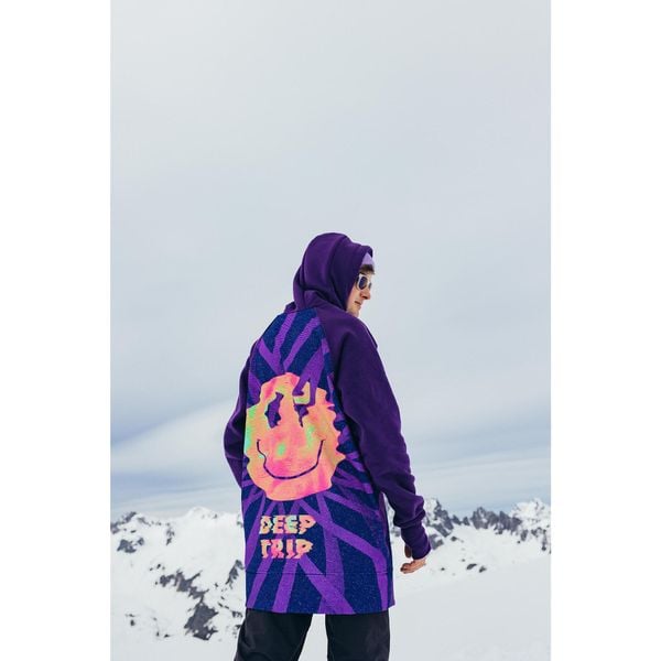 Bluza outdoorowa z kapturem męska DEEP TRIP Mood softshell. Fioletowe bluzy DEEP TRIP, na zimę, m, bez wzorów, z softshellu, z kapturem. Za 499.00 zł.