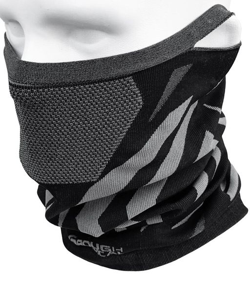 Komin termoaktywny bezszwowy Rough Radical Soul. Czarne szaliki ROUGH RADICAL, bez wzorów, z dzianiny. Za 59.90 zł.