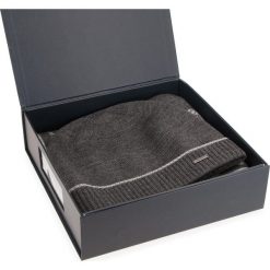 Zestaw Szalik i Czapka JOOP! - Franco 10006188 029. Czapki zimowe marki JOOP!. W wyprzedaży za 339.00 zł.