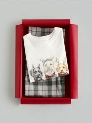 Dwuczęściowa piżama z motywem świątecznym - złamana biel. Piżamy Reserved, l, bez wzorów, z bawełny, bez ramiączek. Za 139.99 zł.