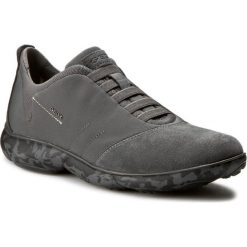 Półbuty GEOX - U Nebula F U62D7F 01122 C9007 Stone. Eleganckie półbuty marki Geox, w paski, z materiału, na wysokim obcasie, z paskami. W wyprzedaży za 329.00 zł.