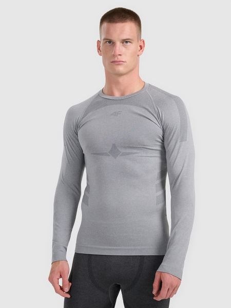 4F Bielizna termoaktywna bezszwowa (góra) męska - szara XXL/3XL. Szara bielizna termoaktywna 4F, na zimę, m, bez wzorów, ze skóry, bez ramiączek, trekkingowe. Za 149.99 zł.