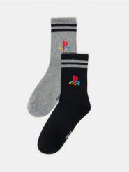 Długie prążkowane skarpety z haftem 2 pack PlayStation - wielobarwny. Skarpety Sinsay, bez wzorów, prążkowane. Za 15.99 zł.