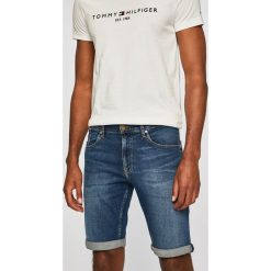 Tommy Jeans - Szorty. Szorty marki Tommy Jeans. Za 299.90 zł.