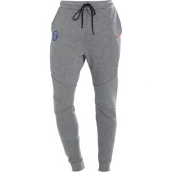 Nike Performance PARIS ST GERMAIN Artykuły klubowe carbon heather/rush red. Kurtki treningowe marki Nike Performance. Za 379.00 zł.