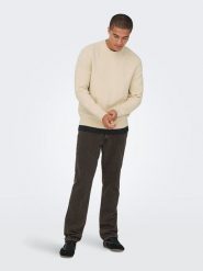 ONLY & SONS Sweter "James" w kolorze kremowym rozmiar: XXL. Brązowe swetry nierozpinane Only & Sons, xxl, bez wzorów, bez kołnierzyka, bez ramiączek. Za 184.95 zł.