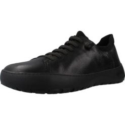 Buty CAMPER HOWDY Czarny. Czarne buty turystyczne Camper, bez wzorów, z syntetyku, bez zapięcia, na fitness i siłownię. Za 758.55 zł.