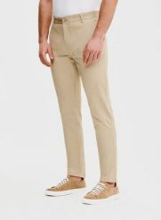 PAKO LORENTE – Beżowe gładkie spodnie męskie. Brązowe spodnie materiałowe Pako Lorente, na co dzień, l, bez wzorów, z bawełny, casualowe. Za 119.99 zł.