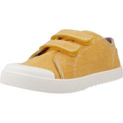 Buty PABLOSKY 980180P Żółty. Żółte buty turystyczne PABLOSKY, bez wzorów, z materiału, bez zapięcia, trekkingowe. Za 126.99 zł.