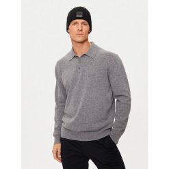 Czapka BOSS. Czarne czapki zimowe Boss, bez wzorów. Za 349.99 zł.
