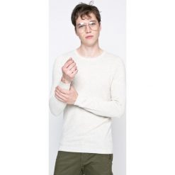 Dissident - Sweter. Białe swetry nierozpinane Dissident, m, bez wzorów, z bawełny, bez kołnierzyka, bez ramiączek. W wyprzedaży za 29.90 zł.