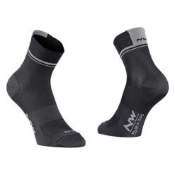 Northwave Logo 2 Socks S Czarny. Czarne bielizna termoaktywna marki Northwave, bez wzorów, bez ramiączek. Za 49.00 zł.