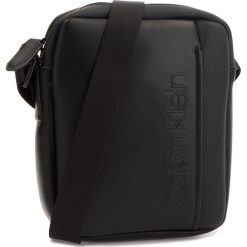 Saszetka CALVIN KLEIN - Elevated Logo Mini Reporter K50K503883 001. Torby na ramię marki CALVIN KLEIN. W wyprzedaży za 249.00 zł.