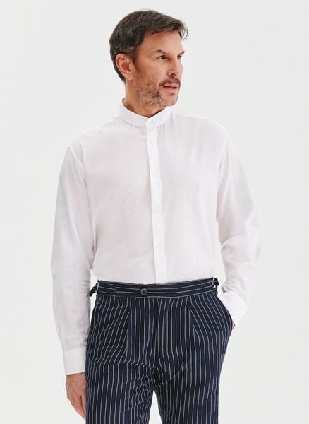 PAKO LORENTE - Biała koszula męska z lnu i bawełny. Białe koszule Pako Lorente, na wiosnę, m, bez wzorów, z bawełny, bez kołnierzyka, bez ramiączek. Za 79.99 zł.