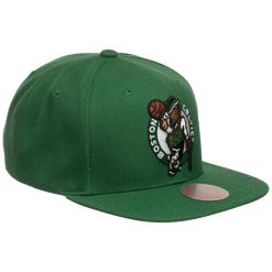 Czapka z daszkiem do koszykówki Mitchell & Ness NBA Boston Celtics zielona. Zielone czapki z daszkiem Mitchell & Ness, bez wzorów. Za 149.00 zł.