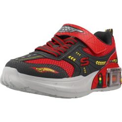Buty SKECHERS 402150L SKECHERS GARAGE Czerwony. Czerwone buty turystyczne Skechers, bez wzorów, z syntetyku, bez zapięcia, na fitness i siłownię. Za 227.99 zł.