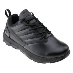 Buty do chodzenia męskie Magnum Pace 30. Czarne buty turystyczne MAGNUM, bez wzorów, z materiału, bez zapięcia, trekkingowe. Za 533.55 zł.