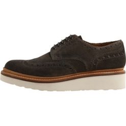 Grenson ARCHIE Sznurowane obuwie sportowe bronze burnishing. Botki sznurowane marki Grenson. W wyprzedaży za 472.15 zł.