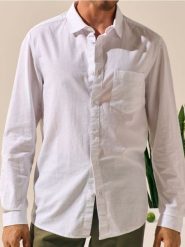 Bawełniana koszula regular fit - biały. Białe koszule Sinsay, l, bez wzorów, z bawełny, bez kołnierzyka, bez ramiączek. Za 59.99 zł.