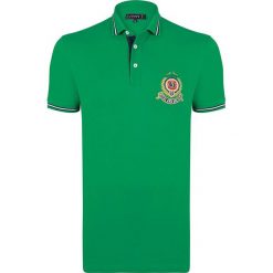 Koszulka polo "Grain" - Regular fit - w kolorze zielonym. Koszulki polo marki Sir Raymond Taylor, z haftami, z bawełny, polo, z krótkim rękawem. W wyprzedaży za 86.95 zł.