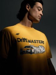 4F T-shirt regular z nadrukiem uniseks 4F x Drift Masters - żółty 3XL. Żółte t-shirty 4F, m, bez wzorów, z bawełny, bez kołnierzyka, bez ramiączek. Za 119.99 zł.