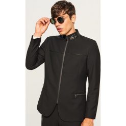Marynarka z ozdobną stójką slim fit - Czarny. Garnitury marki Reserved. W wyprzedaży za 179.99 zł.