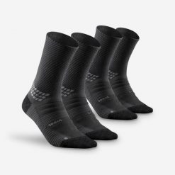 Skarpety turystyczne Hike 900 długie x2. Szare skarpety QUECHUA, bez wzorów, z elastanu. Za 79.99 zł.