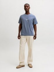 Jack & Jones Koszulka "Jjesoho" w kolorze niebieskim rozmiar: XXL. Niebieskie bezrękawniki Jack & Jones, xxl, bez wzorów, z bawełny, bez kołnierzyka, bez ramiączek. Za 64.95 zł.