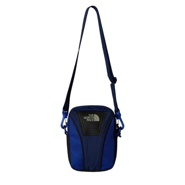 Torebka saszetka sportowa The North Face. Czarne torby na ramię The North Face, bez wzorów, bez dodatków. W wyprzedaży za 99.00 zł.