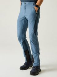 Regatta Spodnie trekkingowe "Mountain" w kolorze błękitnym rozmiar: 54. Niebieskie spodnie treningowe długie Regatta, bez wzorów. Za 190.18 zł.