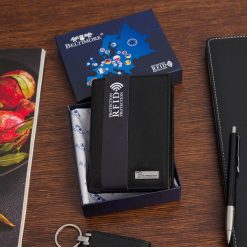 Portfel męski skórzany klasyczny czarny licowy pionowy PREMIUM Beltimore P13. Czarne portfele bez wzorów. Za 69.99 zł.