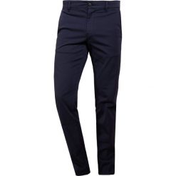 BOSS CASUAL Chinosy dark blue. Spodnie materiałowe BOSS CASUAL. Za 419.00 zł.